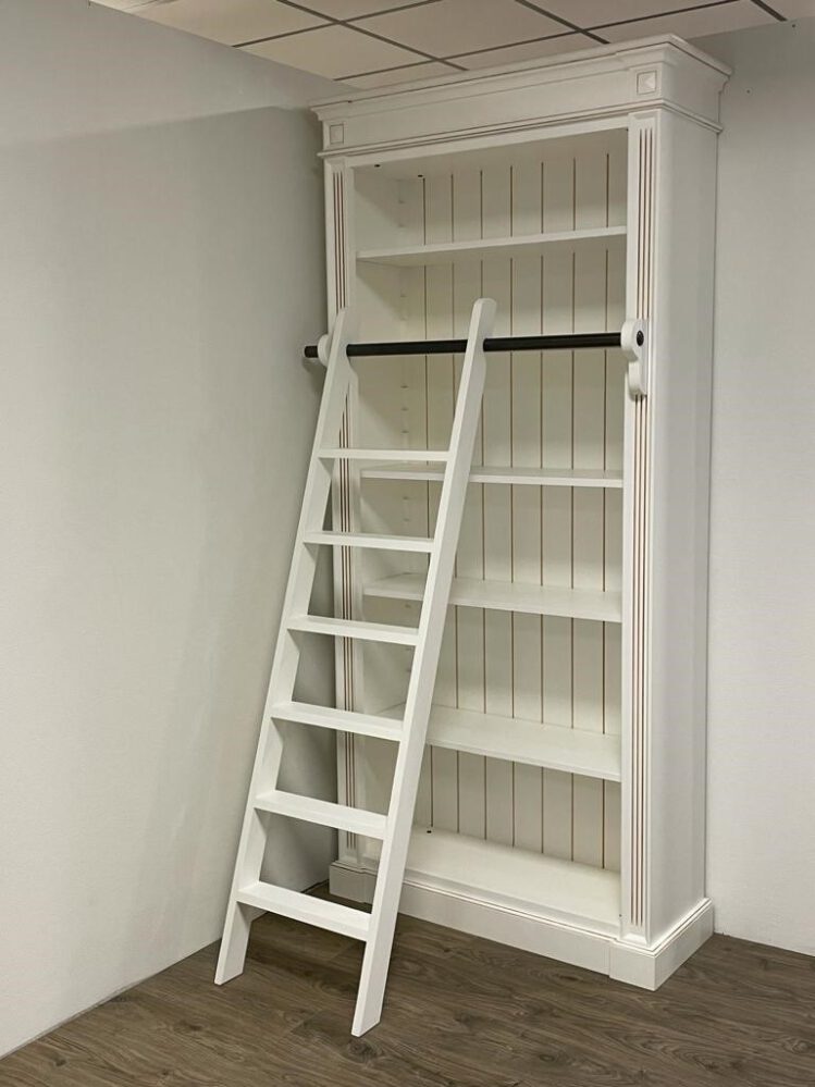 Boekenkast met ladder sale