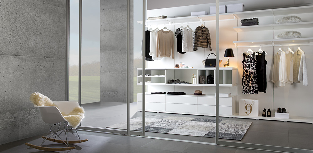 Walk-in closet op maat wit