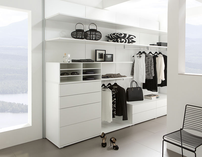 Walk-in closet wit op maat Tilburg